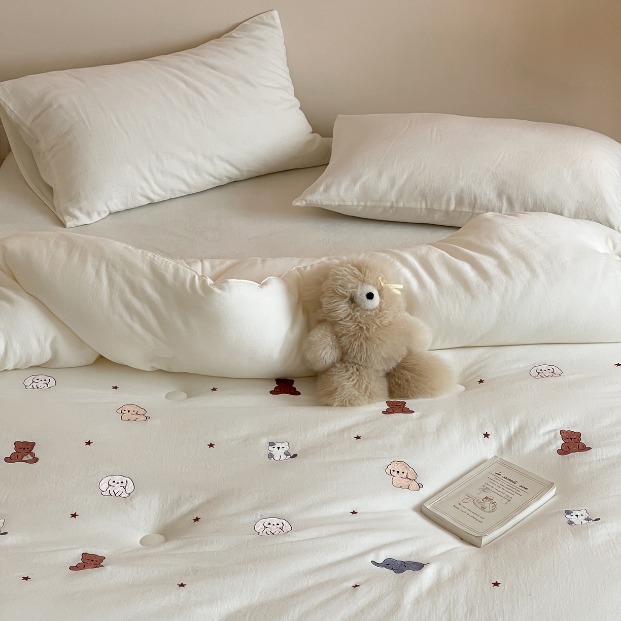 91家纺网 家纺一手货源 找家纺 （总）一加一 2025新款全棉双层皱皱纱刺绣蚕丝大豆抗菌被子被芯