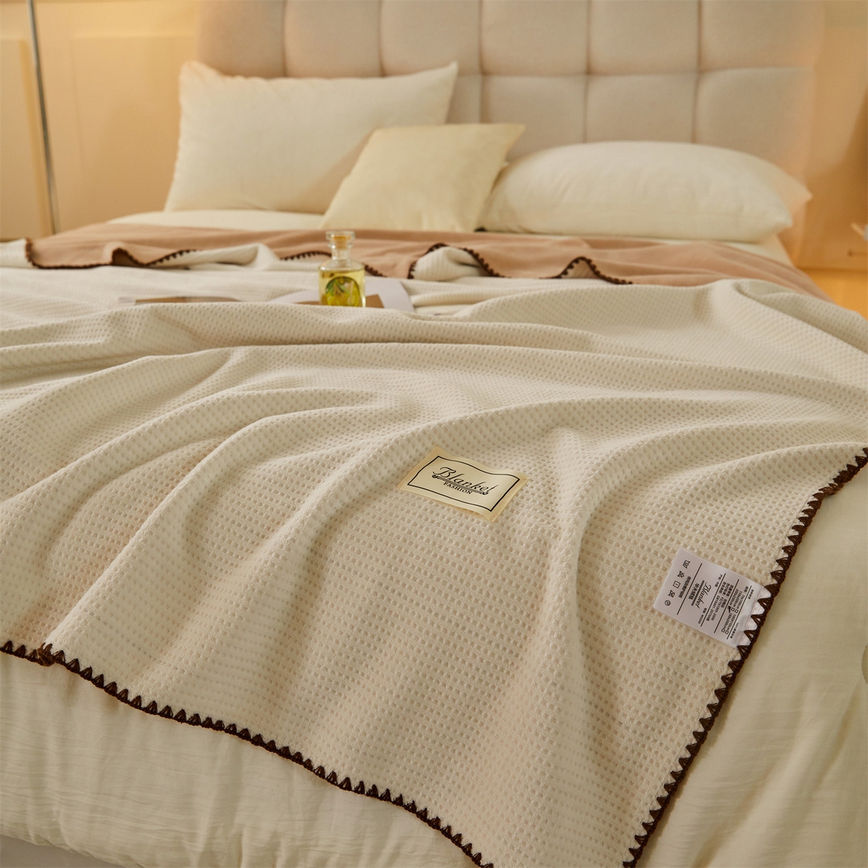 91家纺网 家纺一手货源 找家纺 （总）雯豆家纺 2025新品华夫格毛毯盖毯双层加厚办公室披肩毯子