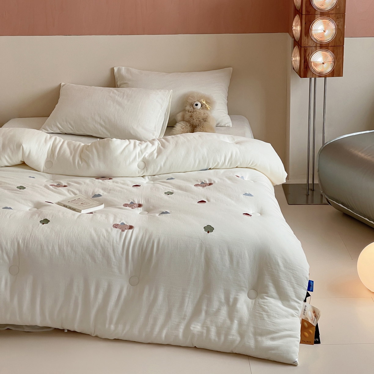 91家纺网 家纺一手货源 找家纺 一加一 2025新款全棉双层皱皱纱刺绣蚕丝大豆抗菌被子被芯 趴趴象