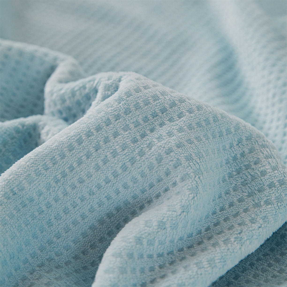 91家纺网 家纺一手货源 找家纺 雯豆家纺 2025新品华夫格毛毯盖毯双层加厚办公室披肩毯子 自由风-淡水蓝