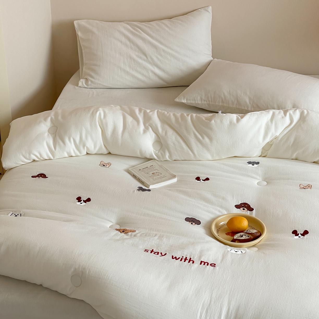 91家纺网 家纺一手货源 找家纺 一加一 2025新款全棉双层皱皱纱刺绣蚕丝大豆抗菌被子被芯 汪星人