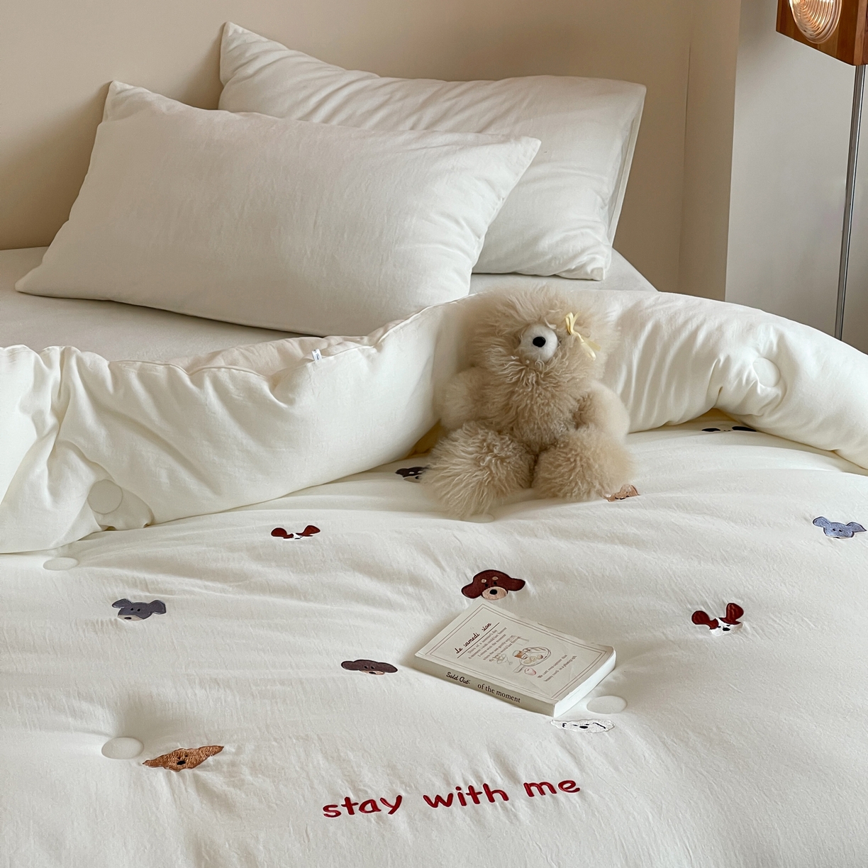 91家纺网 家纺一手货源 找家纺 一加一 2025新款全棉双层皱皱纱刺绣蚕丝大豆抗菌被子被芯 汪星人