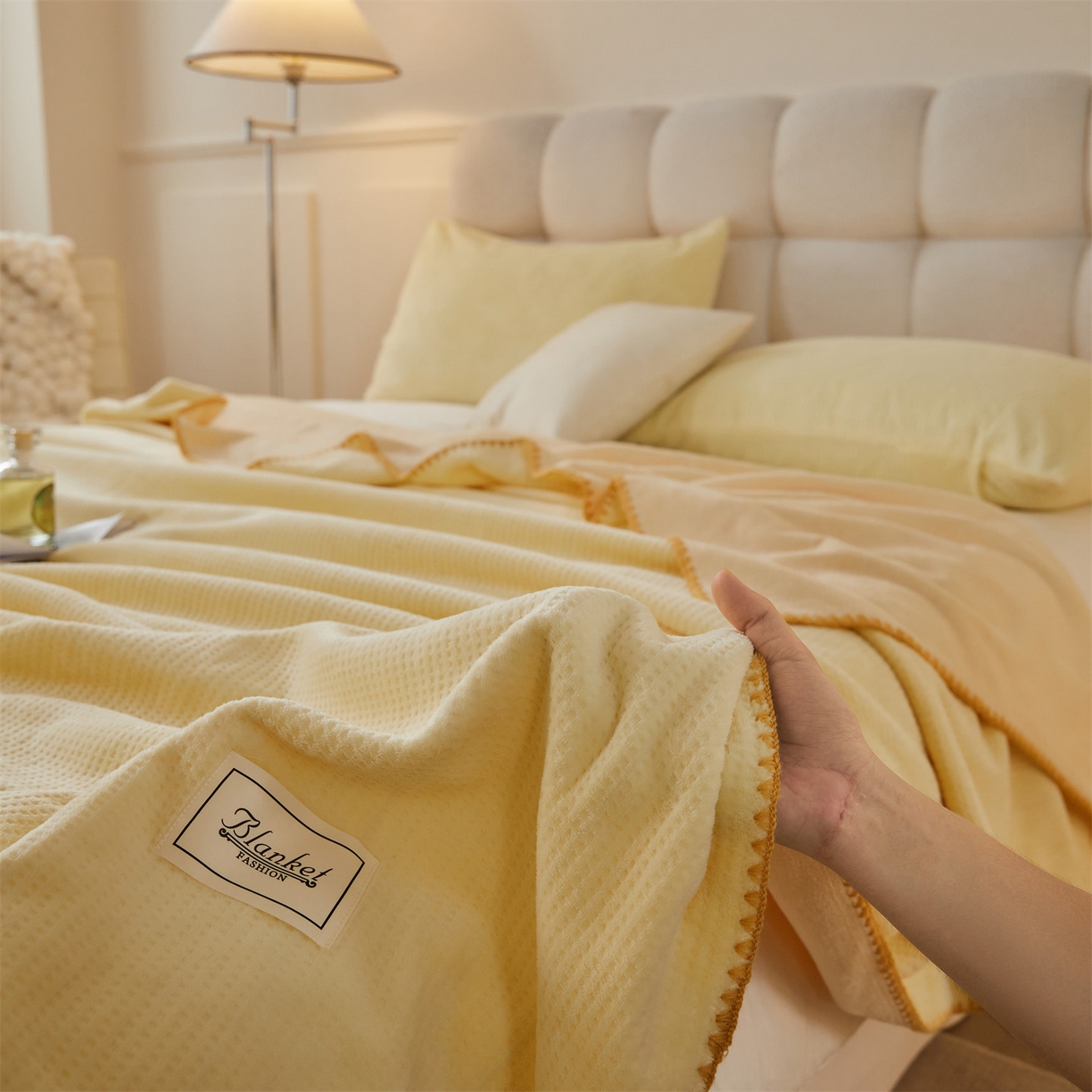 91家纺网 家纺一手货源 找家纺 雯豆家纺 2025新品华夫格毛毯盖毯双层加厚办公室披肩毯子 自由风-可可蛋黄