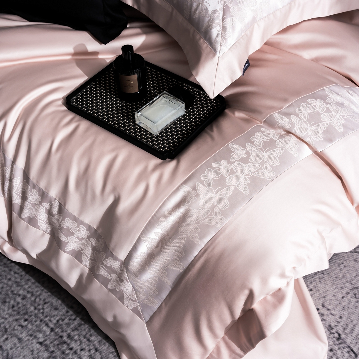 91家纺网 家纺一手货源 找家纺 （总）MIU缪家居 2025新款100支全棉四件套-卡缦【控价368】