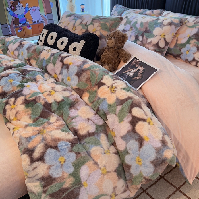 91家纺网 家纺一手货源 找家纺 （总）HL原创 2025新款兔毛绒单品被套单件被套