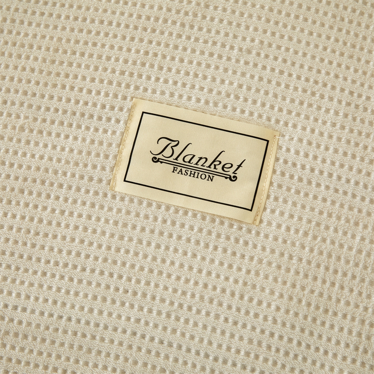 91家纺网 家纺一手货源 找家纺 雯豆家纺 2025新品华夫格毛毯盖毯双层加厚办公室披肩毯子 自由风-奶咖