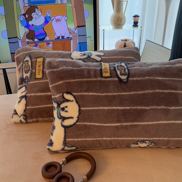 91家纺网 家纺一手货源 找家纺 HL原创 2025新款兔毛绒单品被套单件被套 狗狗线条