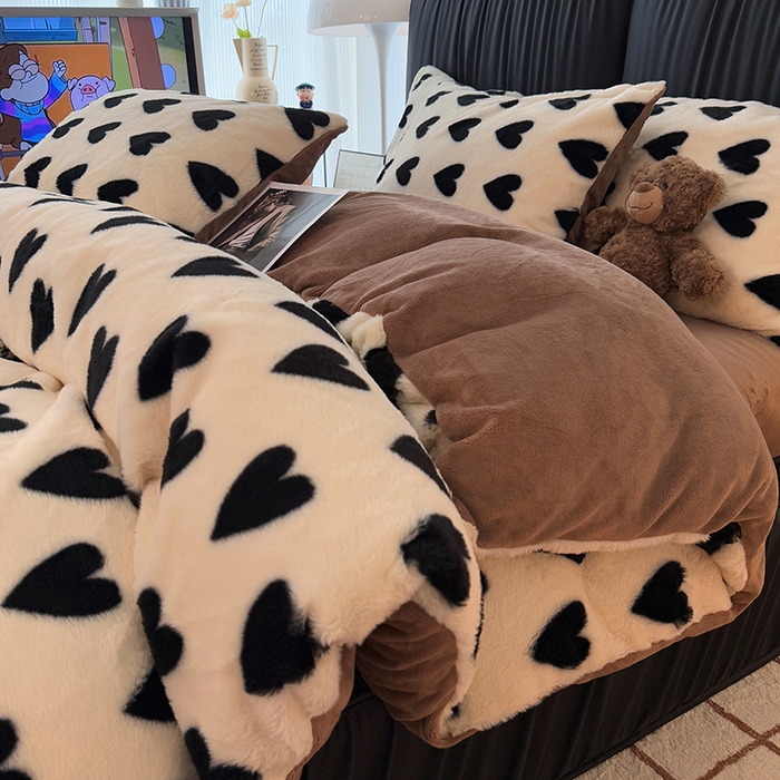 91家纺网 家纺一手货源 找家纺 HL原创 2025新款兔毛绒单品被套单件被套 焦糖爱心