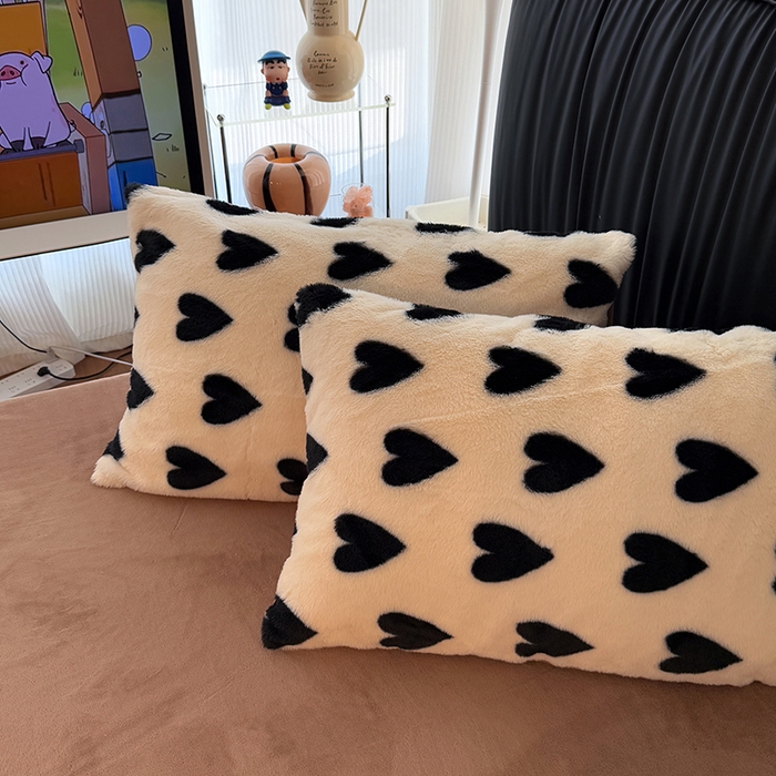 91家纺网 家纺一手货源 找家纺 HL原创 2025新款兔毛绒单品被套单件被套 焦糖爱心