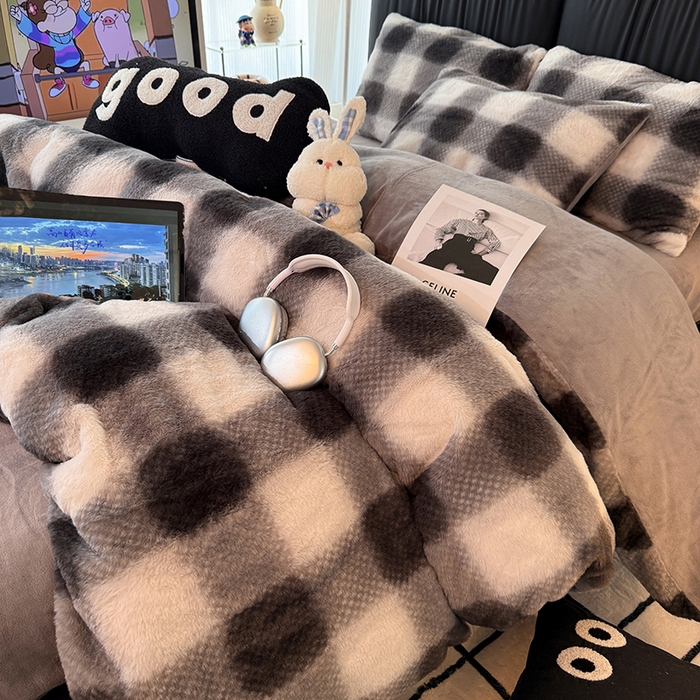 91家纺网 家纺一手货源 找家纺 HL原创 2025新款兔毛绒单品被套单件被套 绅士