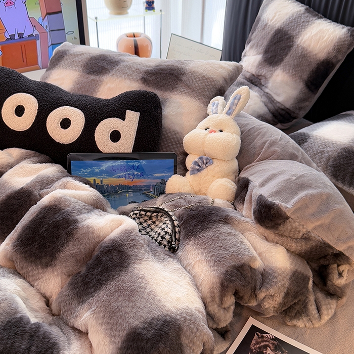 91家纺网 家纺一手货源 找家纺 HL原创 2025新款兔毛绒单品被套单件被套 绅士