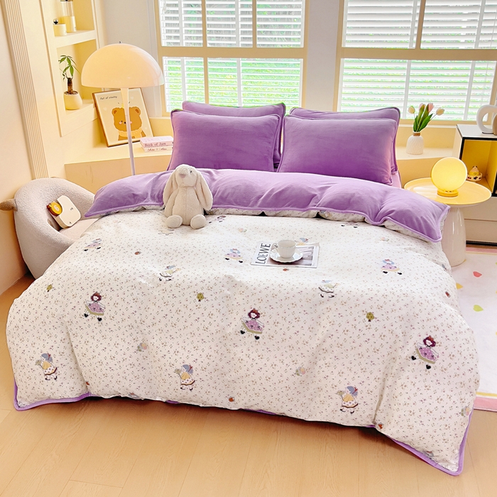 91家纺网 家纺一手货源 找家纺 琪琪阁家纺 2025秋冬新款全棉加牛奶绒单被套棉加绒被套 春日女孩