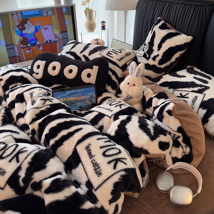 91家纺网 家纺一手货源 找家纺 HL原创 2025新款兔毛绒单品被套单件被套 时尚斑马