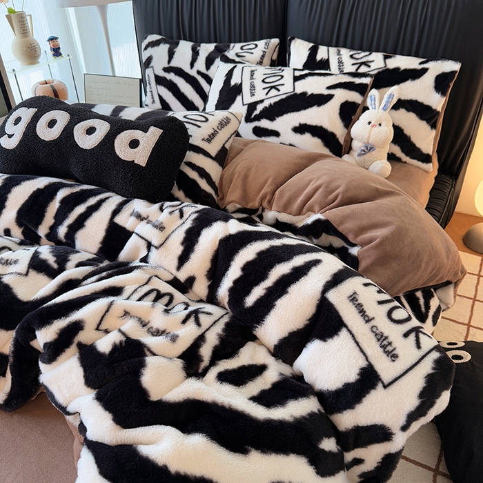 91家纺网 家纺一手货源 找家纺 HL原创 2025新款兔毛绒单品被套单件被套 时尚斑马