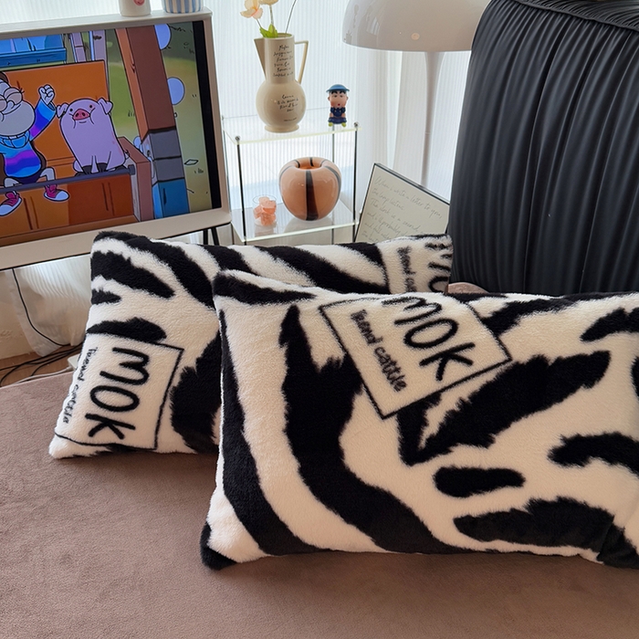 91家纺网 家纺一手货源 找家纺 HL原创 2025新款兔毛绒单品被套单件被套 时尚斑马