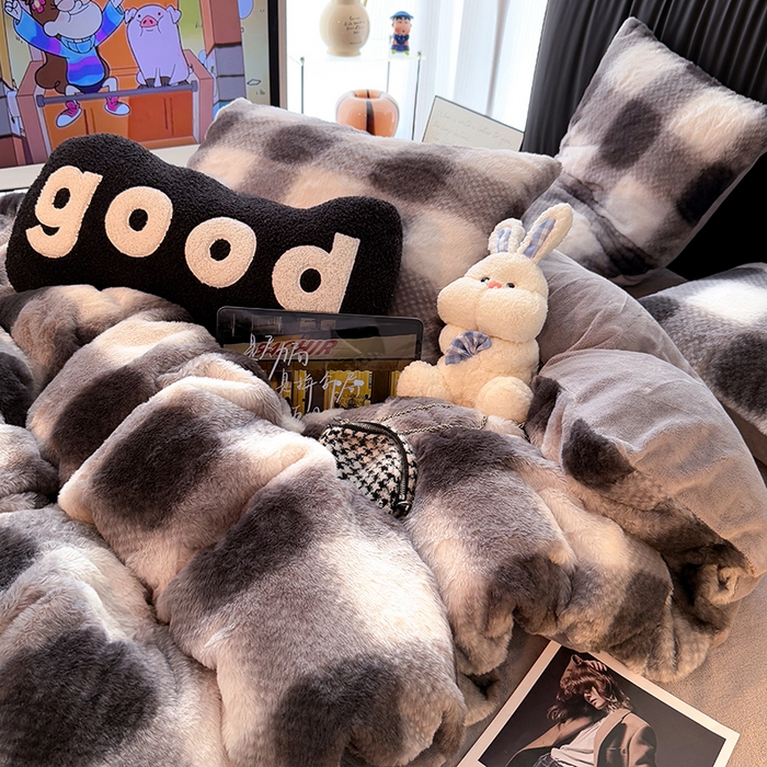 91家纺网 家纺一手货源 找家纺 HL原创 2025新款兔毛绒单品被套单件被套 绅士