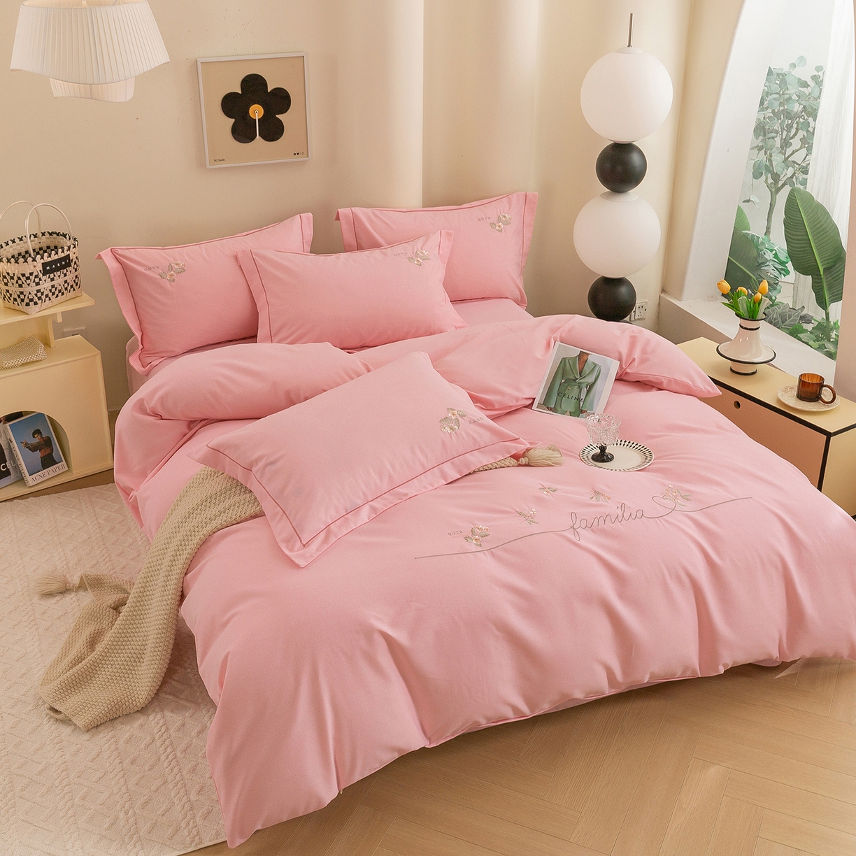 91家纺网 家纺一手货源 找家纺 绒博士 2025新款全棉磨毛绣花四件套--依恋系列 依恋-粉色