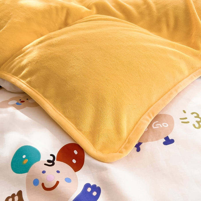 91家纺网 家纺一手货源 找家纺 琪琪阁家纺 2025秋冬新款全棉加牛奶绒单被套棉加绒被套 机智萌宠