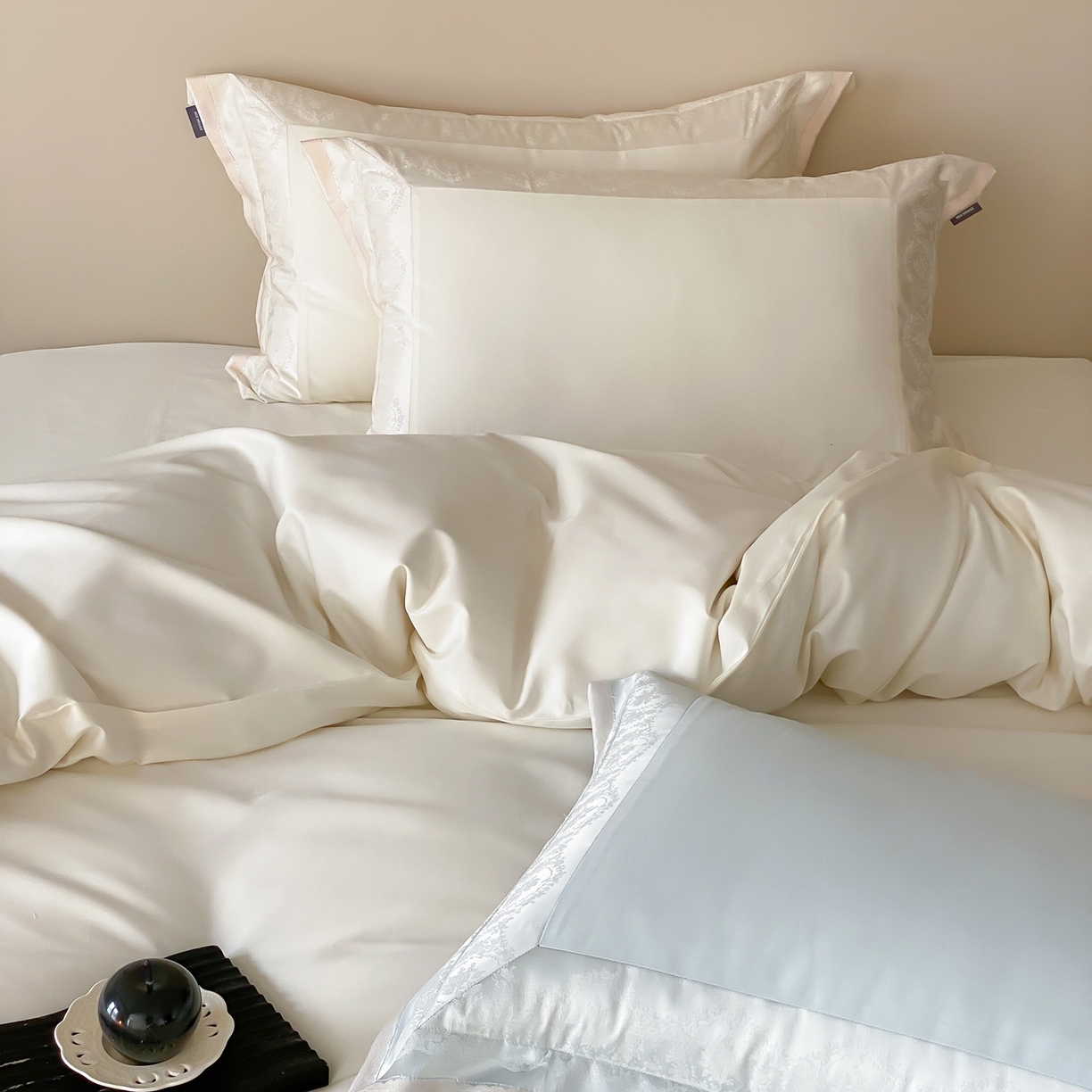 91家纺网 家纺一手货源 找家纺 MIU缪家居 2025新款100支全棉四件套-露西娅【控价388】 露西娅-白玉