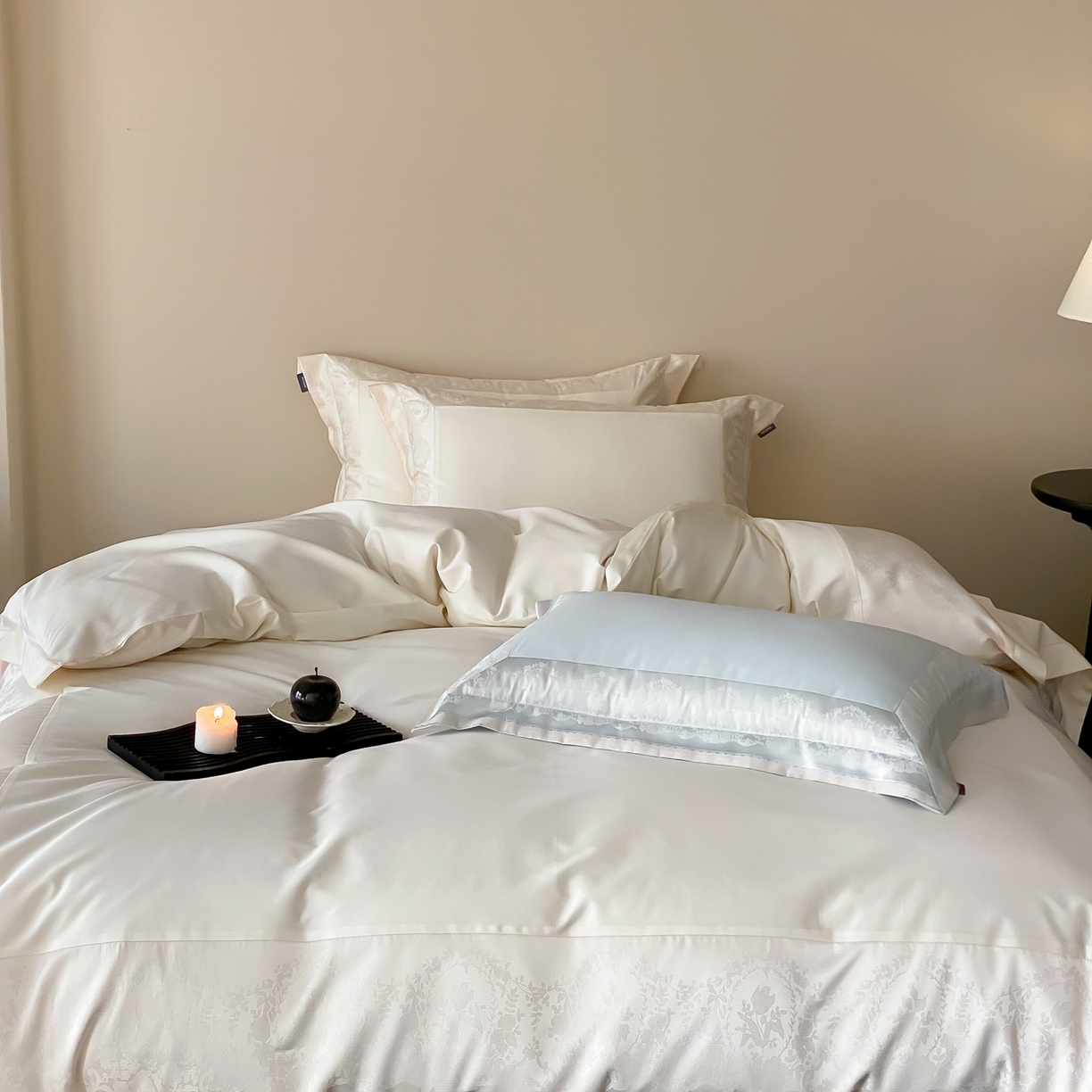 91家纺网 家纺一手货源 找家纺 MIU缪家居 2025新款100支全棉四件套-露西娅【控价388】 露西娅-白玉