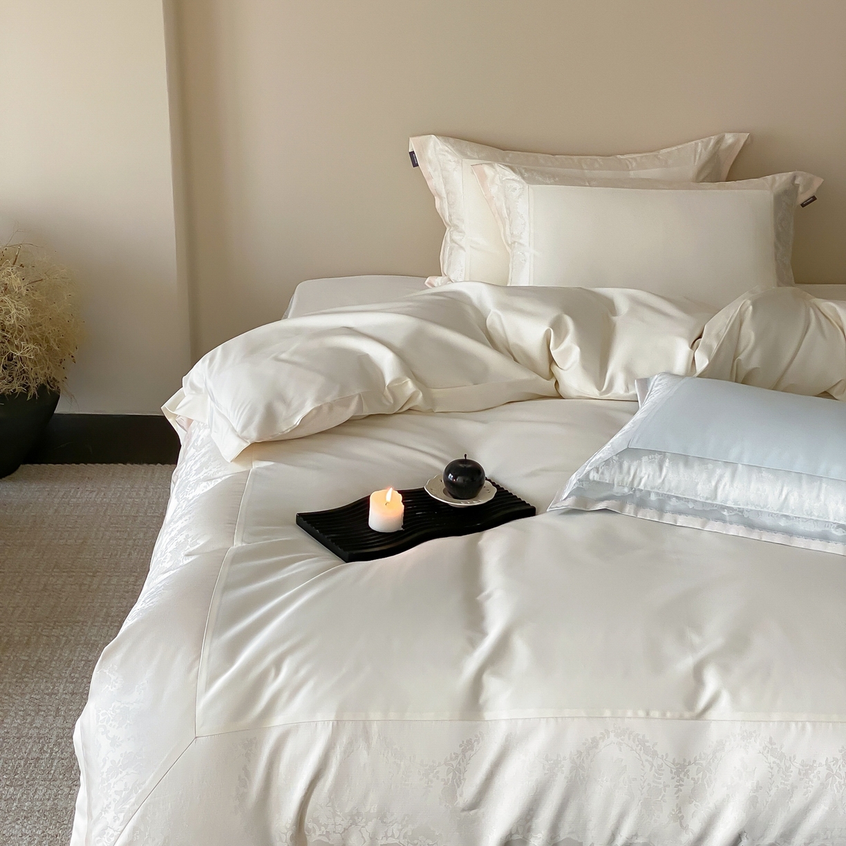 91家纺网 家纺一手货源 找家纺 MIU缪家居 2025新款100支全棉四件套-露西娅【控价388】 露西娅-白玉