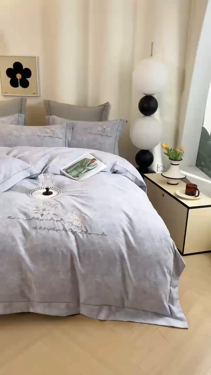 91家纺网 家纺一手货源 找家纺 （总）绒博士 2025新款全棉磨毛绣花宽边款四件套--繁花似锦系列