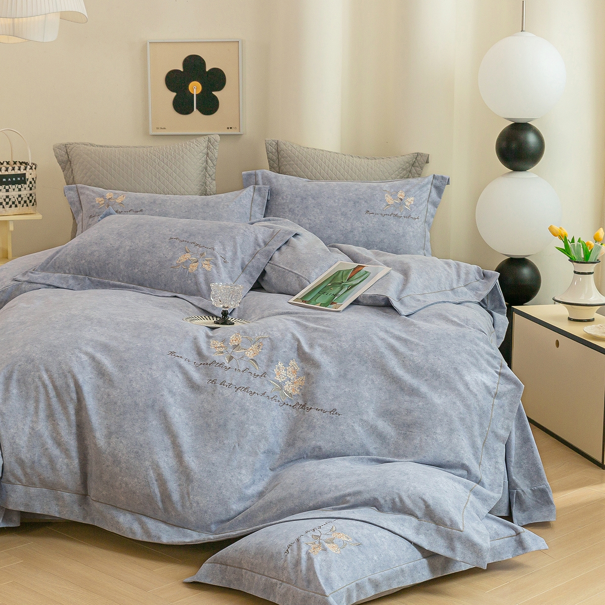 91家纺网 家纺一手货源 找家纺 （总）绒博士 2025新款全棉磨毛绣花宽边款四件套--繁花似锦系列