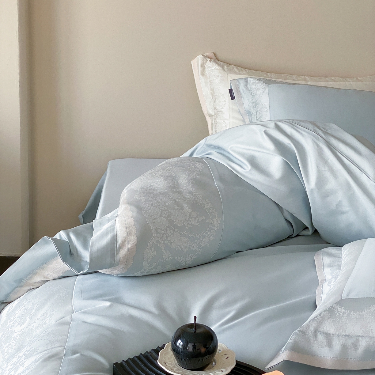 91家纺网 家纺一手货源 找家纺 MIU缪家居 2025新款100支全棉四件套-露西娅【控价388】 露西娅-雾蓝