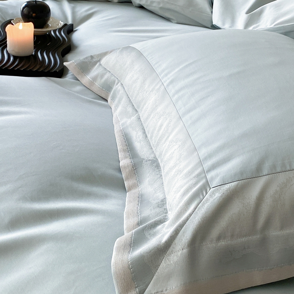 91家纺网 家纺一手货源 找家纺 MIU缪家居 2025新款100支全棉四件套-露西娅【控价388】 露西娅-雾蓝