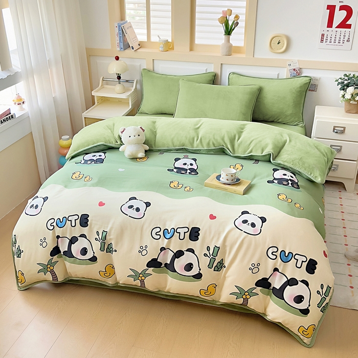 91家纺网 家纺一手货源 找家纺 琪琪阁家纺 2025秋冬新款全棉加牛奶绒单被套棉加绒被套 熊猫戏水