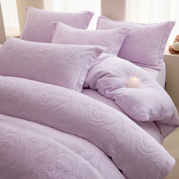 91家纺网 家纺一手货源 找家纺 （总）亿梵 2025秋冬新款A类全消光牛奶绒立体5D雕花绒四件套