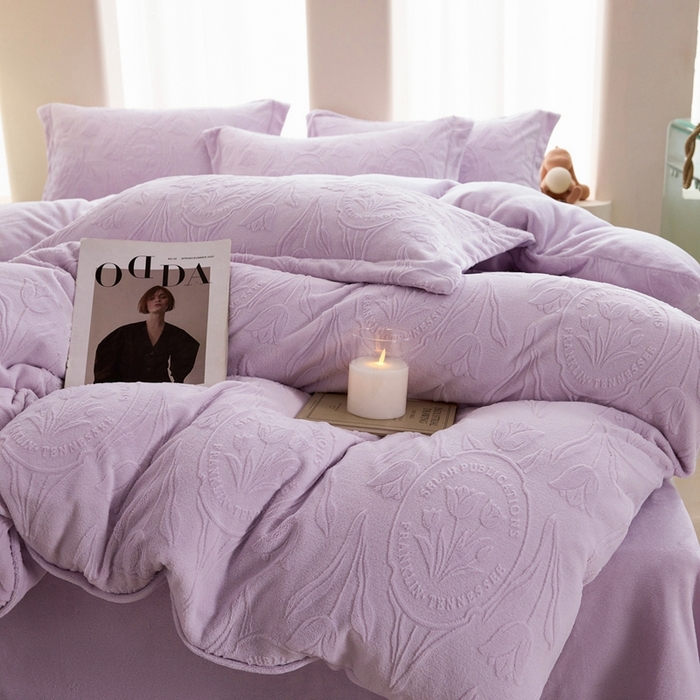 91家纺网 家纺一手货源 找家纺 （总）亿梵 2025秋冬新款A类全消光牛奶绒立体5D雕花绒四件套