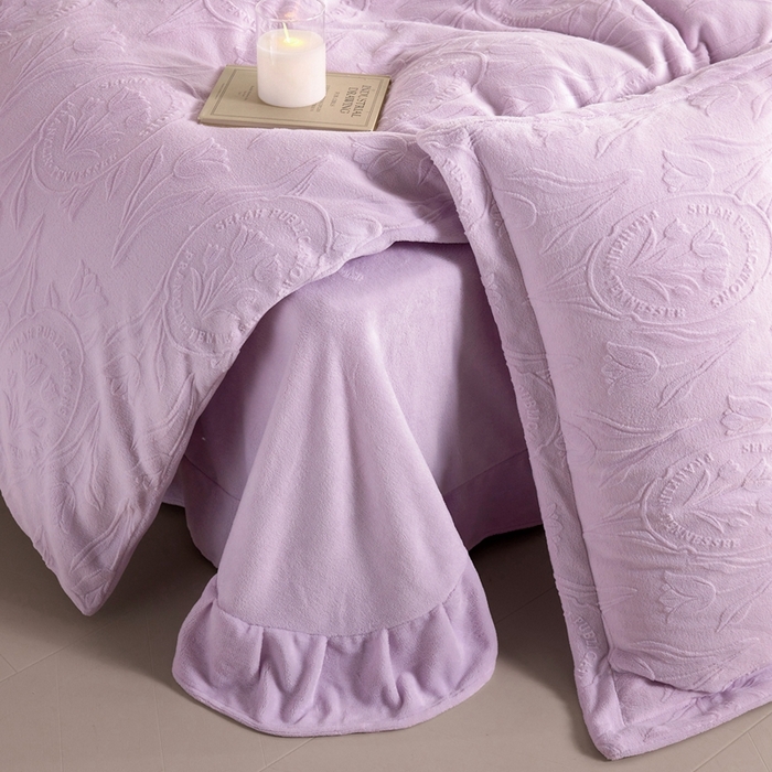 91家纺网 家纺一手货源 找家纺 （总）亿梵 2025秋冬新款A类全消光牛奶绒立体5D雕花绒四件套