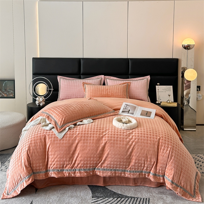 91家纺网 家纺一手货源 找家纺 （总）奥裕 2025新款婴儿绒千鸟格织带款牛奶绒四件套