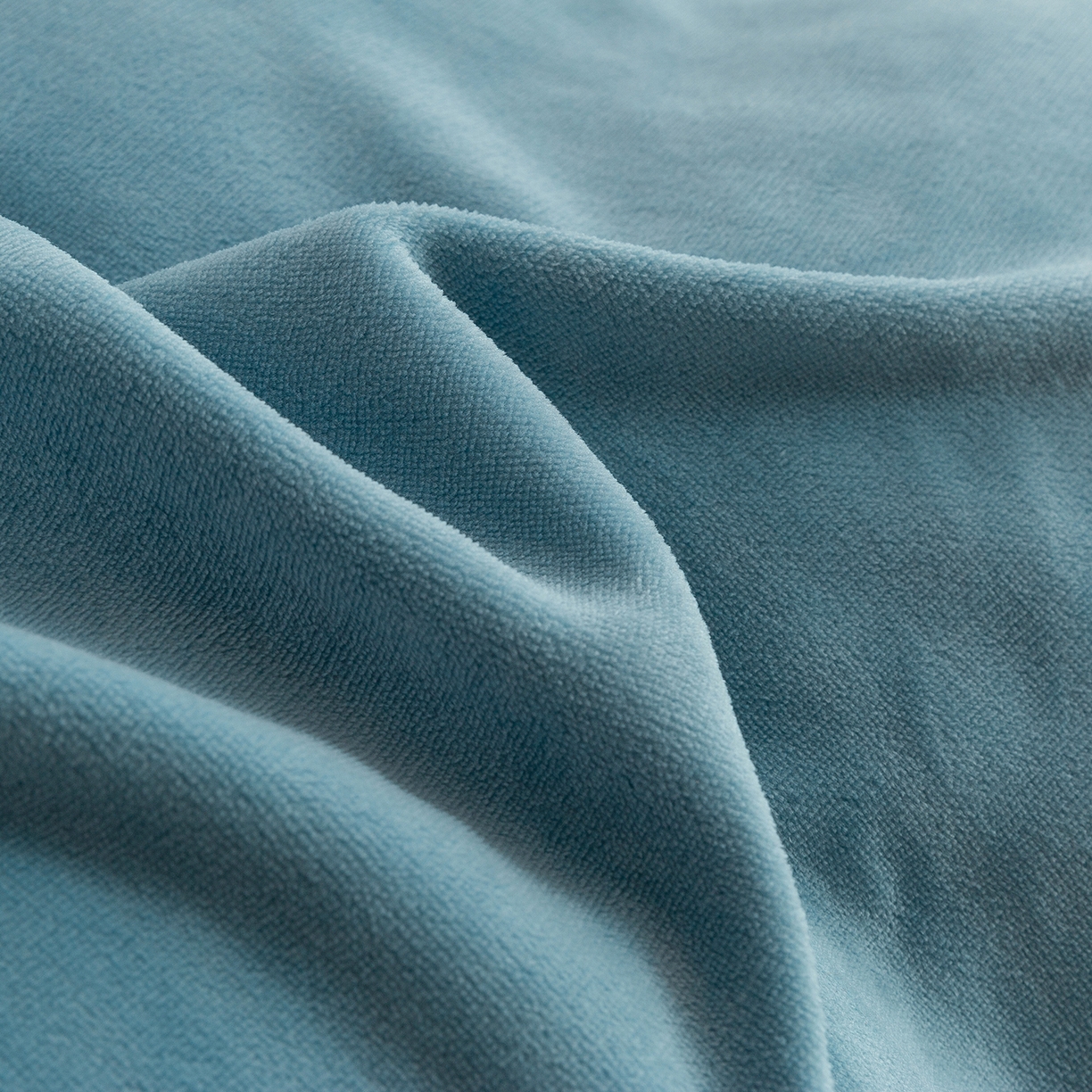 91家纺网 家纺一手货源 找家纺 （总）绒博士 2025新款220克牛奶绒刺绣四件套--花绒私语系列