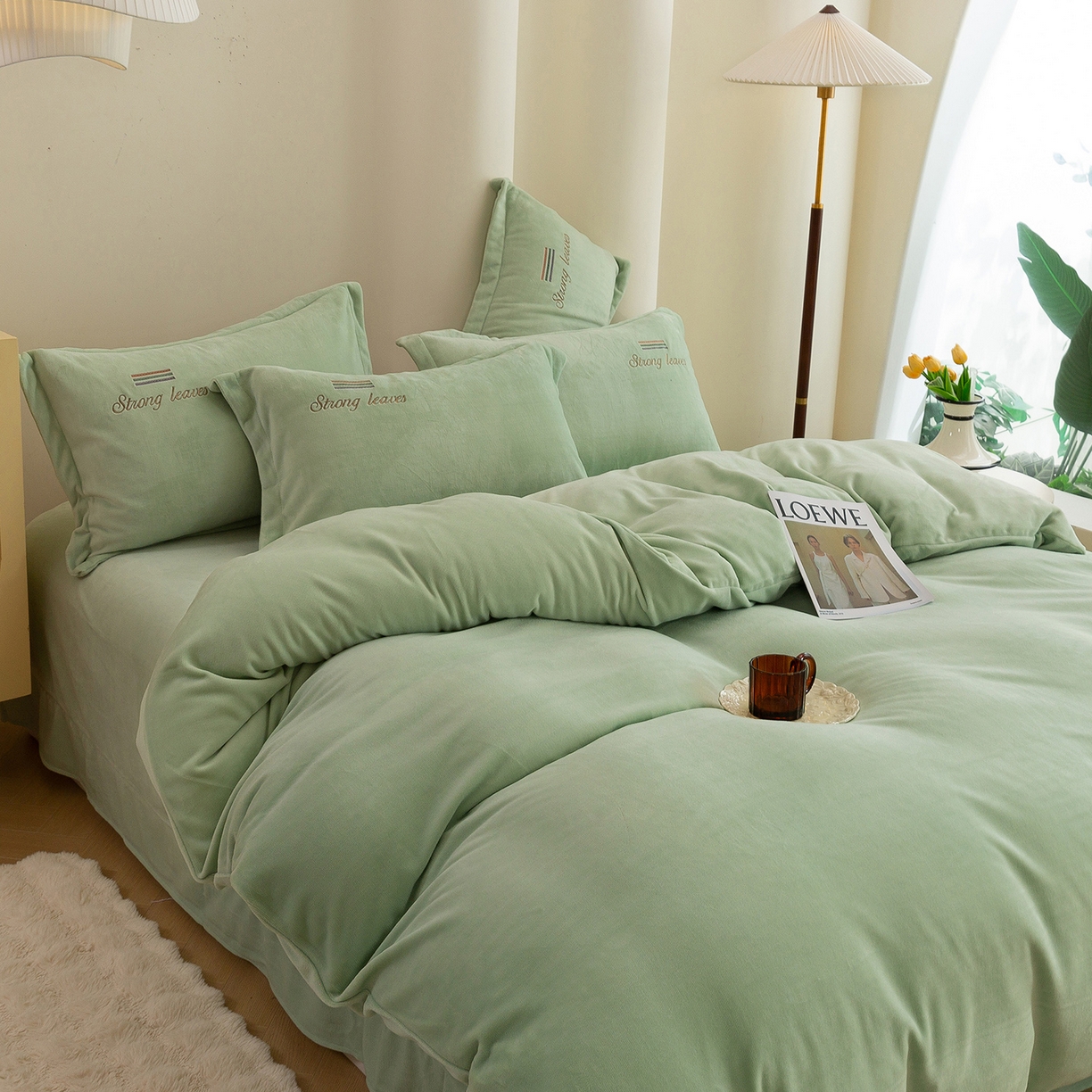 91家纺网 家纺一手货源 找家纺 （总）绒博士 2025新款220克牛奶绒刺绣四件套--叶烨生辉系列