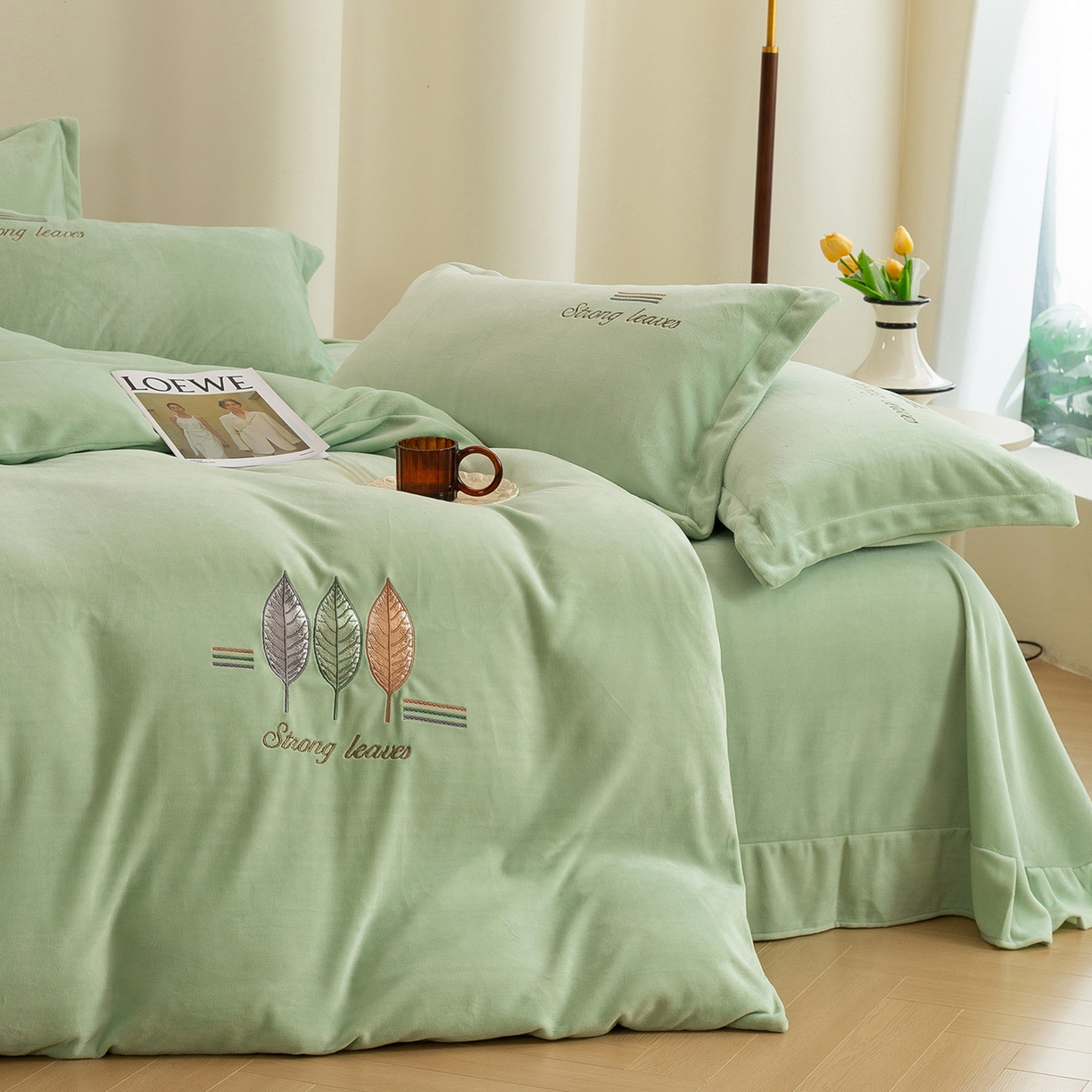 91家纺网 家纺一手货源 找家纺 （总）绒博士 2025新款220克牛奶绒刺绣四件套--叶烨生辉系列