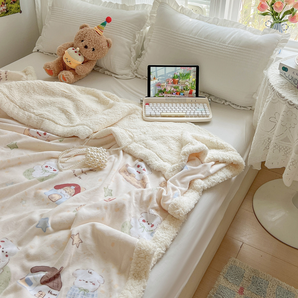 91家纺网 家纺一手货源 找家纺 耀悦家纺 2025新款毛毯带拉链被套两用加厚高克重牛奶绒毯子羊羔绒 萌宠的田园生活