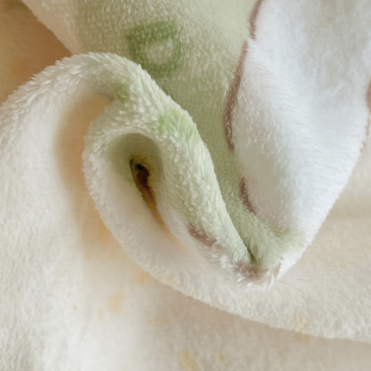 91家纺网 家纺一手货源 找家纺 耀悦家纺 2025新款毛毯带拉链被套两用加厚高克重牛奶绒毯子羊羔绒 萌宠的田园生活