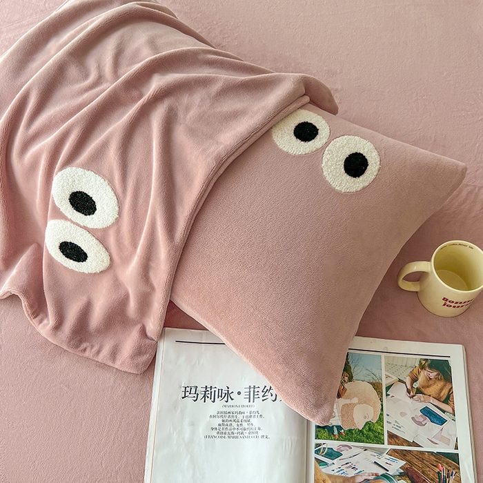91家纺网 家纺一手货源 找家纺 （总）悦织湾家纺 2025新款牛奶绒纯色单品枕套冬季加厚保暖透气轻奢时尚卡通枕套单品枕套枕套单件