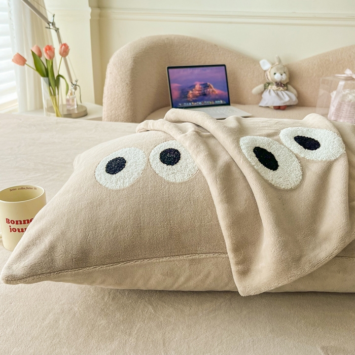 91家纺网 家纺一手货源 找家纺 （总）悦织湾家纺 2025新款牛奶绒纯色单品枕套冬季加厚保暖透气轻奢时尚卡通枕套单品枕套枕套单件