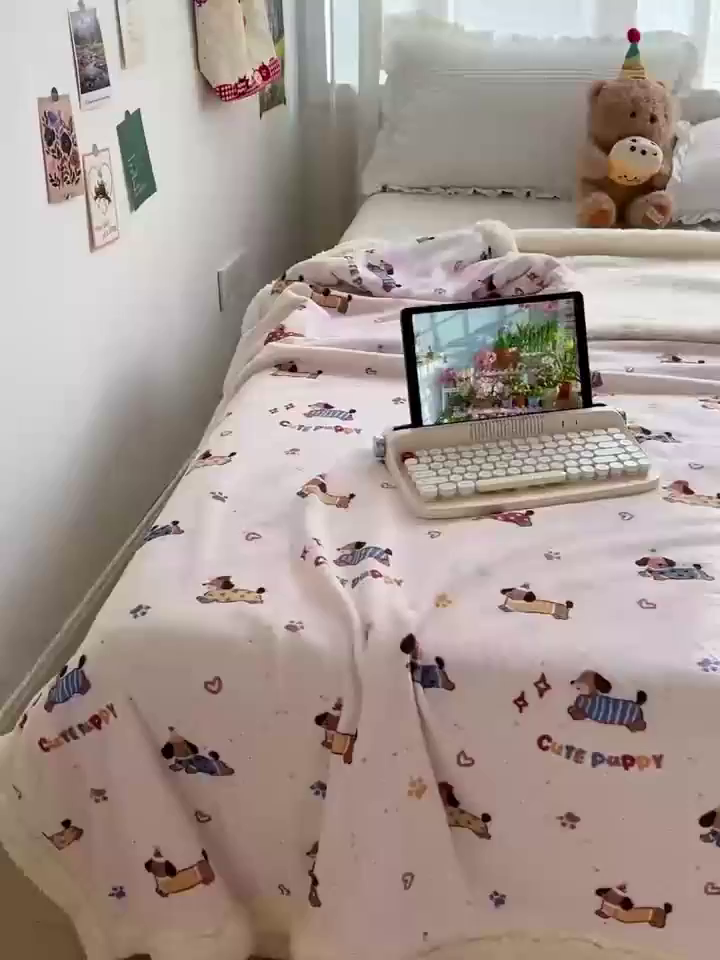 91家纺网 家纺一手货源 找家纺 耀悦家纺 2025新款毛毯带拉链被套两用加厚高克重牛奶绒毯子羊羔绒 星光腊肠狗