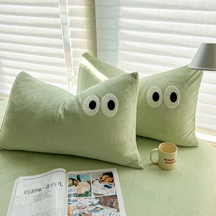 91家纺网 家纺一手货源 找家纺 悦织湾家纺 2025新款牛奶绒纯色单品枕套冬季加厚保暖透气轻奢时尚卡通枕套单品枕套枕套单件 牛奶绒果绿