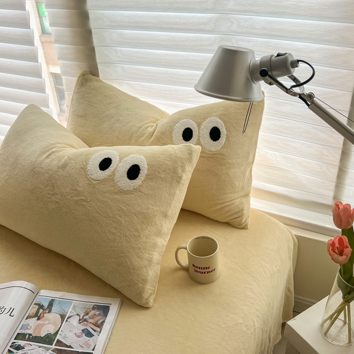 91家纺网 家纺一手货源 找家纺 悦织湾家纺 2025新款牛奶绒纯色单品枕套冬季加厚保暖透气轻奢时尚卡通枕套单品枕套枕套单件 牛奶绒奶黄