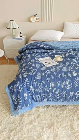 91家纺网 家纺一手货源 找家纺 欧朵 2025新款A类水洗棉豆豆绒被子冬被大豆被芯春秋被冬被 幼儿园 学生宿舍 四季被空调被子暗香疏影