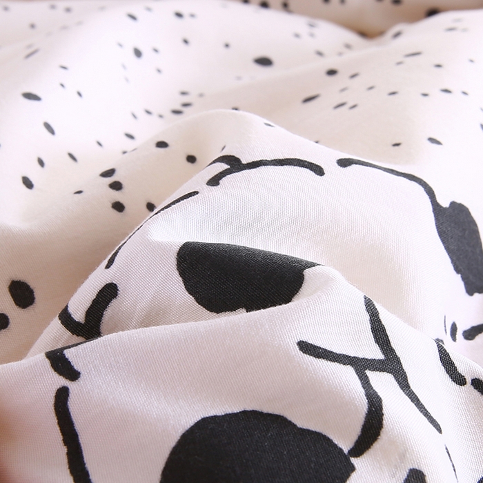 91家纺网 家纺一手货源 找家纺 欧朵 2025新款A类水洗棉豆豆绒被子冬被大豆被芯春秋被冬被 幼儿园 学生宿舍 四季被空调被子斑点狗