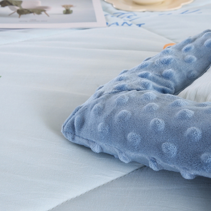 91家纺网 家纺一手货源 找家纺 欧朵 2025新款A类水洗棉豆豆绒被子冬被大豆被芯春秋被冬被 幼儿园 学生宿舍 四季被空调被子缤纷花朵