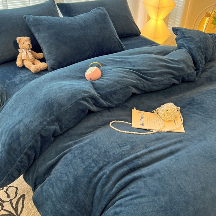 91家纺网 家纺一手货源 找家纺 （总）悦织湾家纺 2025新款简约纯色牛奶绒四件套条纹轻奢时尚冬季加厚保暖床上用品学生宿舍三四件套