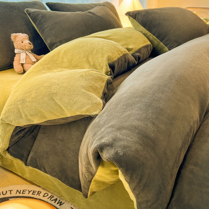 91家纺网 家纺一手货源 找家纺 （总）悦织湾家纺 2025新款简约纯色牛奶绒四件套条纹轻奢时尚冬季加厚保暖床上用品学生宿舍三四件套