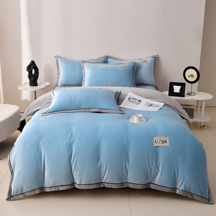 91家纺网 家纺一手货源 找家纺 馨梦缘-2025新款牛奶绒四件套 天空蓝+浅灰